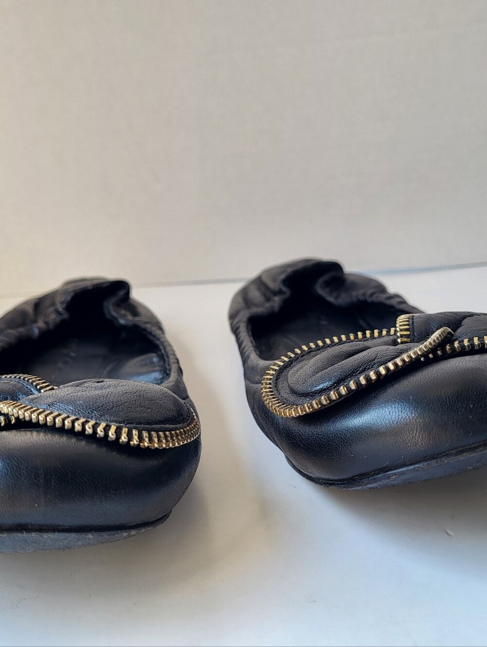 See By Chloe Black Leather Ballet Flats with Gold Zip-Trim Knot - Picture 5 of 14